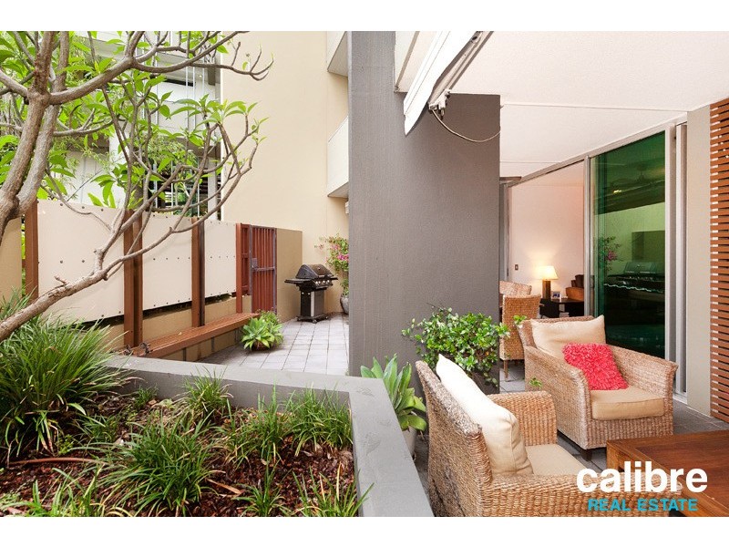 10/18 Newstead Terrace, Newstead QLD 4006