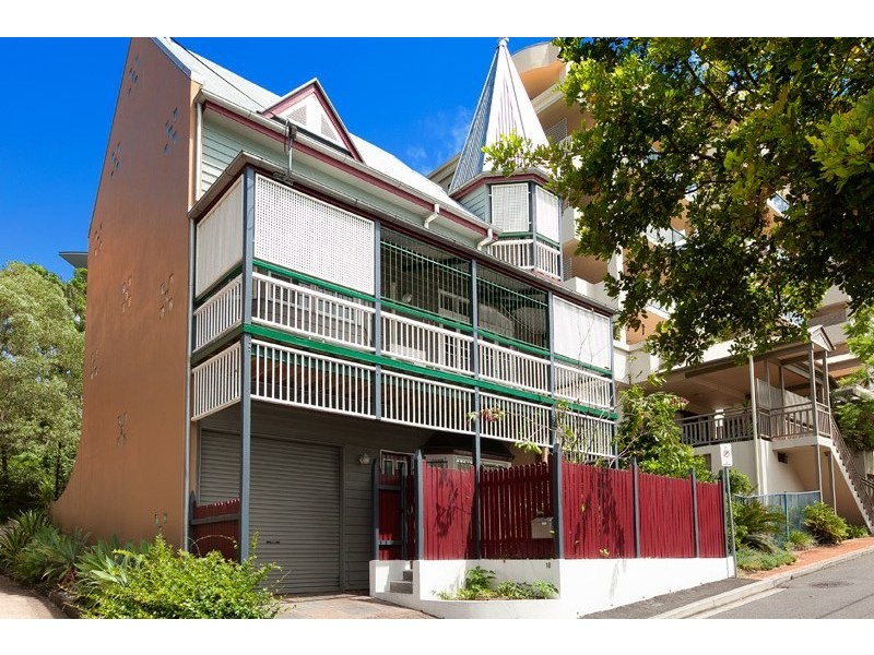 18 Parish Street, Spring Hill QLD 4000