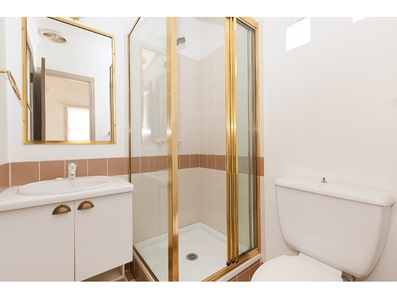 18 Parish Street, Spring Hill QLD 4000