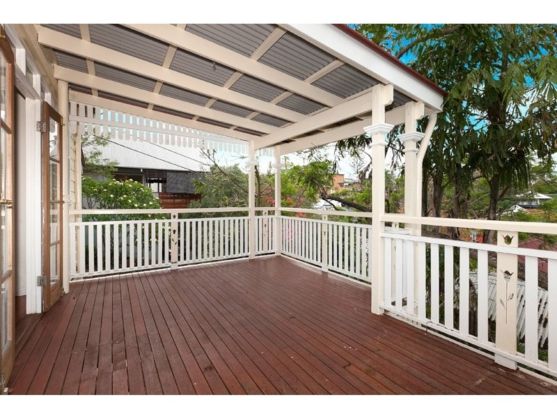 14 Arthur Terrace, Red Hill QLD 4059