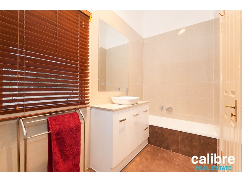 2 Hipathites Road, Samsonvale QLD 4520