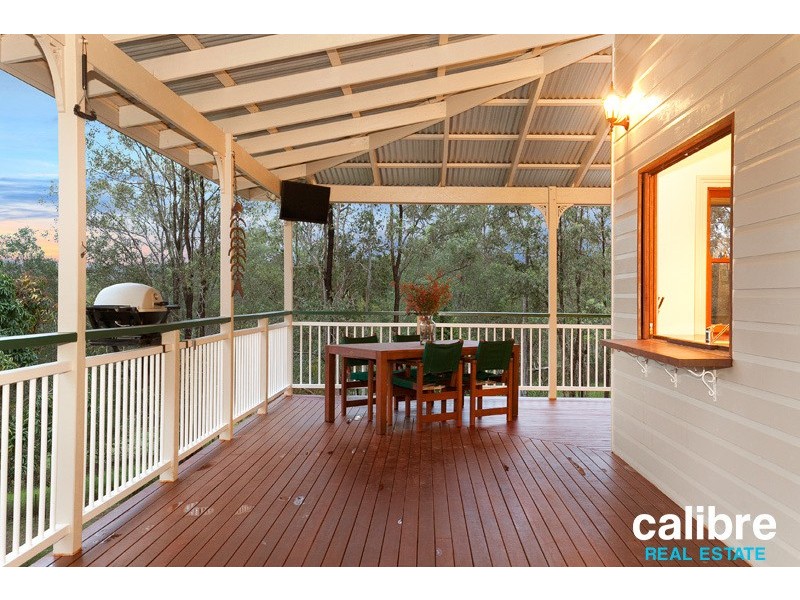 2 Hipathites Road, Samsonvale QLD 4520