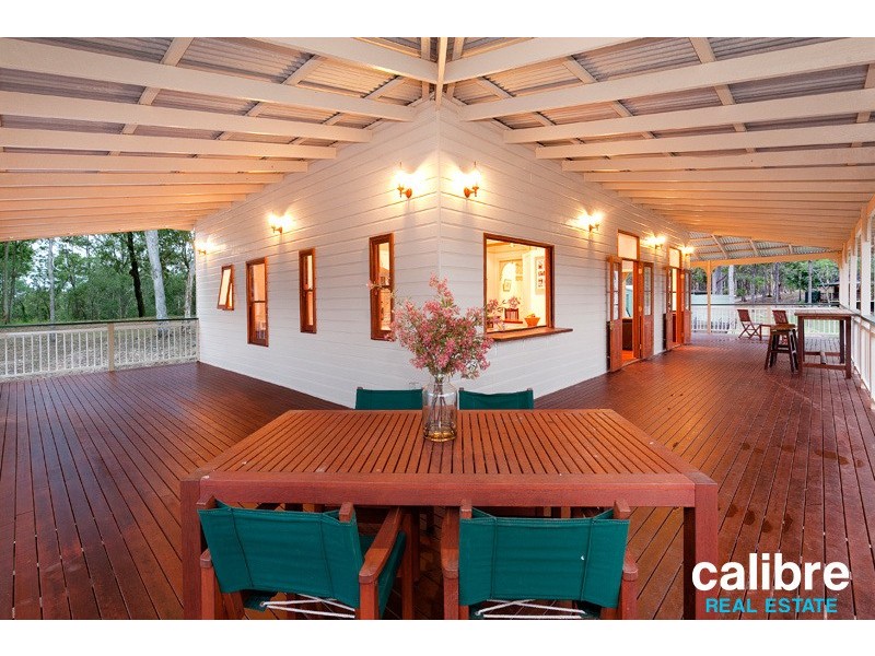 2 Hipathites Road, Samsonvale QLD 4520