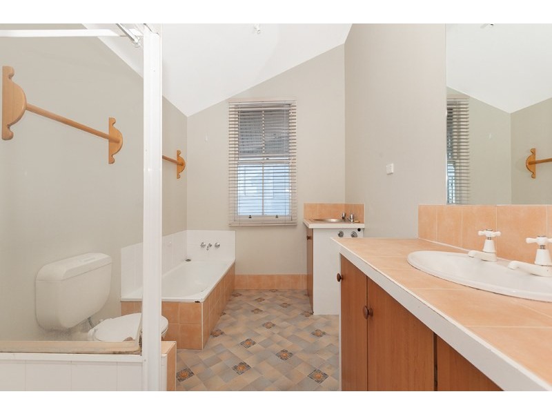 86 Annie Street, Auchenflower QLD 4066