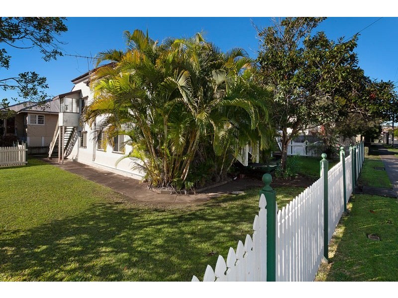 1/102 Juliette Street, Greenslopes QLD 4120