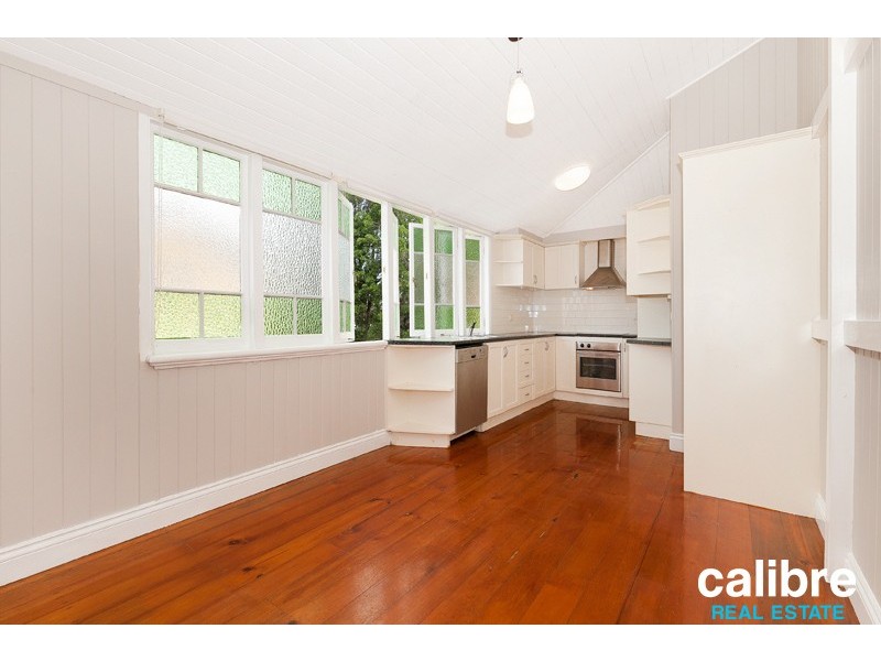 4/18 Baron Street, Greenslopes QLD 4120