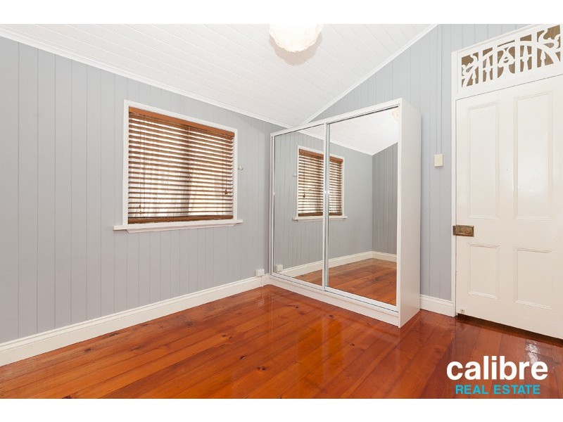 4/18 Baron Street, Greenslopes QLD 4120