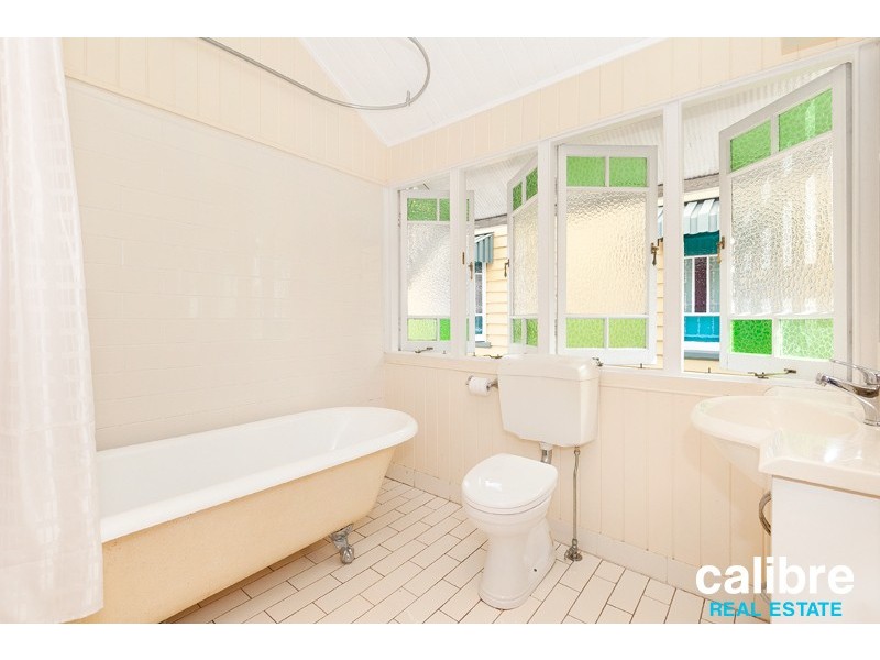 4/18 Baron Street, Greenslopes QLD 4120