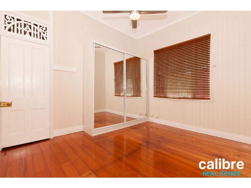 4/18 Baron Street, Greenslopes QLD 4120