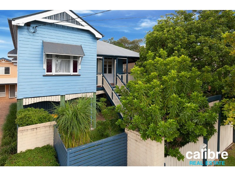 4/18 Baron Street, Greenslopes QLD 4120