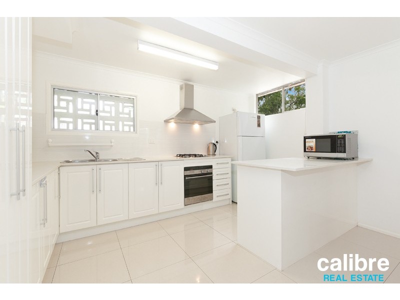 148 Jerrang Street, Indooroopilly QLD 4068