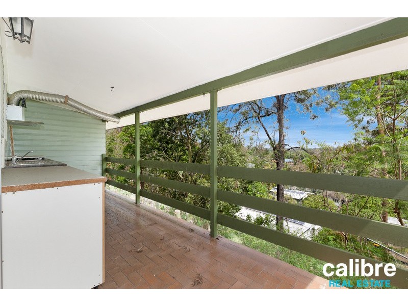 148 Jerrang Street, Indooroopilly QLD 4068