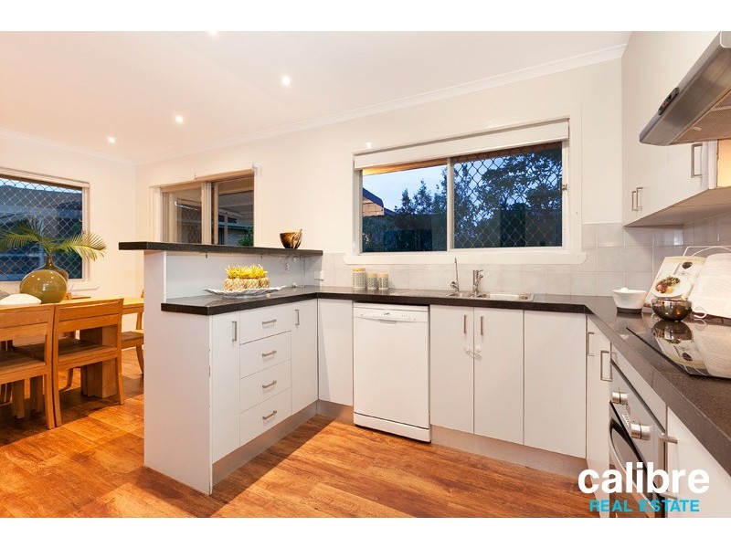 18 Kiama Crescent, Ferny Hills QLD 4055