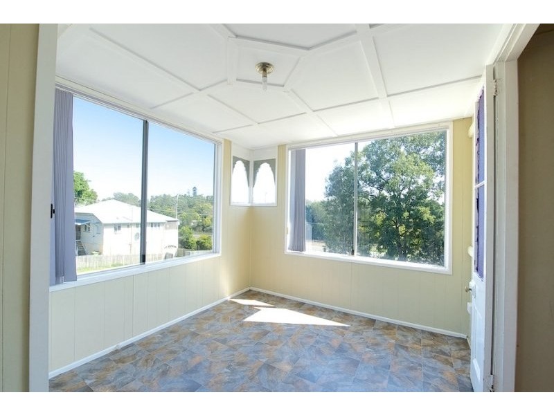 2C McMahon Street, Bundamba QLD 4304