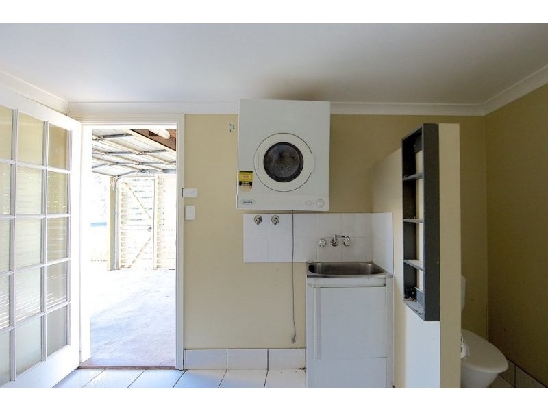 2C McMahon Street, Bundamba QLD 4304