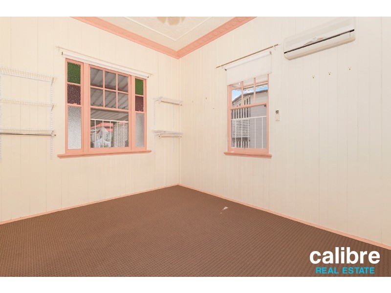 11 Arthur Terrace, Red Hill QLD 4059
