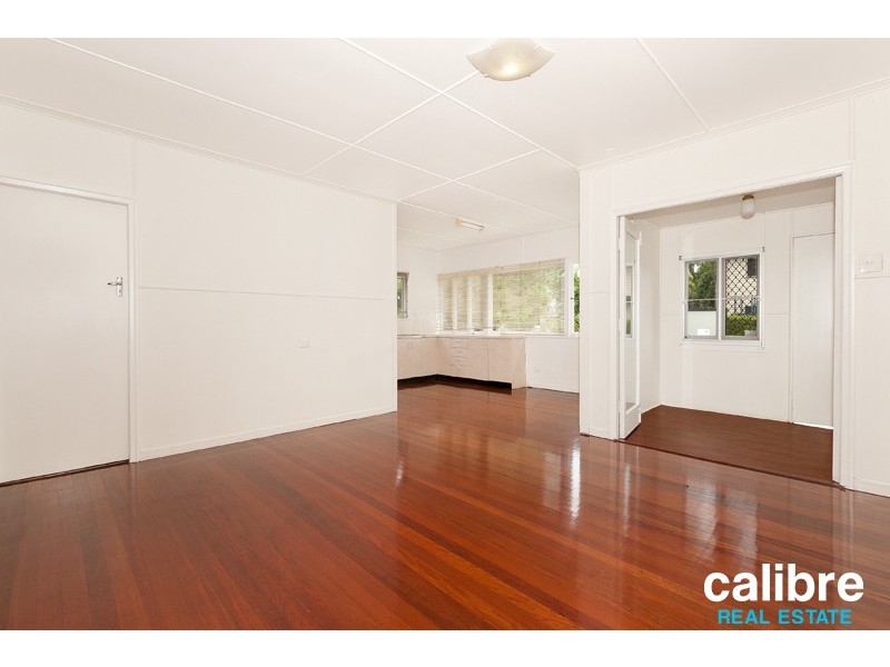 8 Duke Street, Cannon Hill QLD 4170
