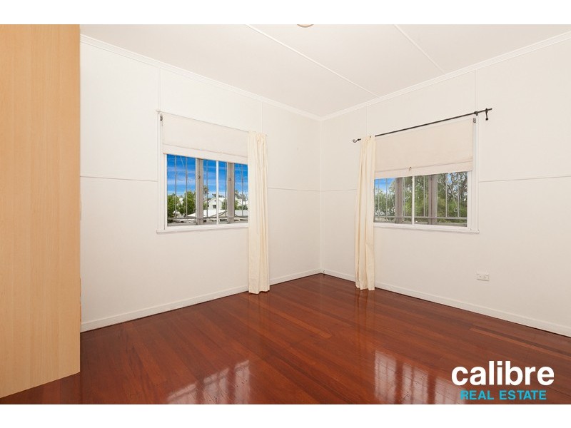 8 Duke Street, Cannon Hill QLD 4170