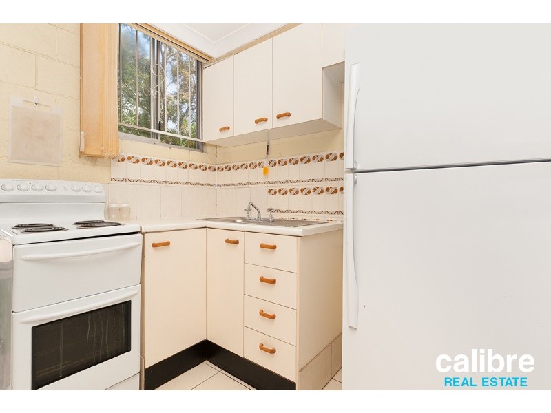 2/25 Garden Street, Greenslopes QLD 4120