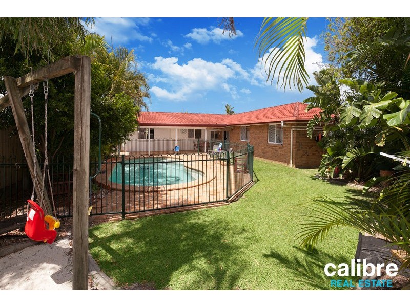 18 Corypha Crescent, Calamvale QLD 4116