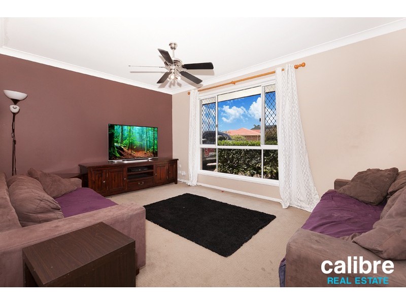 18 Corypha Crescent, Calamvale QLD 4116