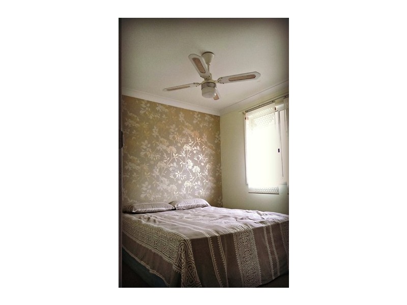 18 Corypha Crescent, Calamvale QLD 4116