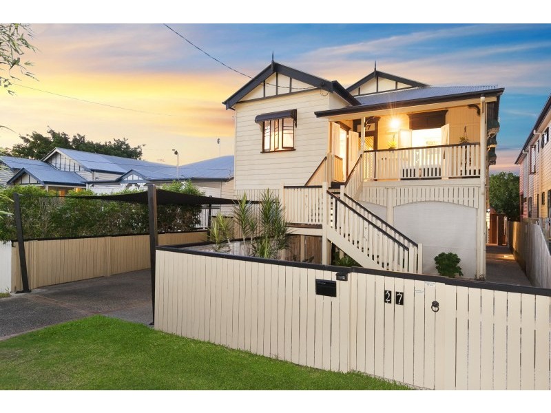 /27 Newbery Street, Newmarket QLD 4051