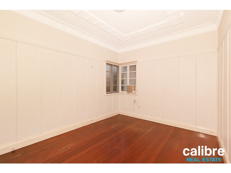 24 Pelham Street, Coorparoo QLD 4151