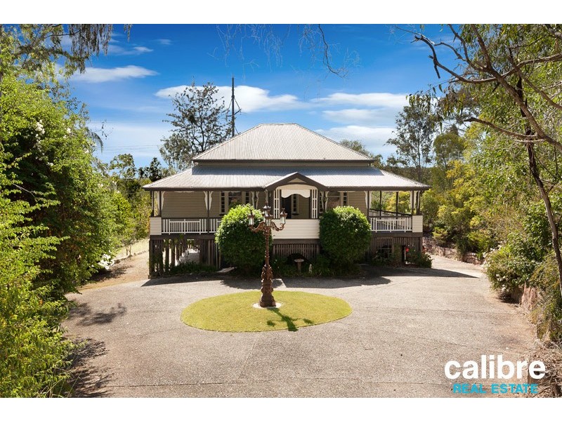 33 Riversleigh Road, Bellbowrie QLD 4070