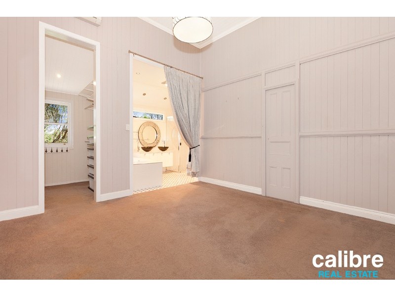 33 Riversleigh Road, Bellbowrie QLD 4070