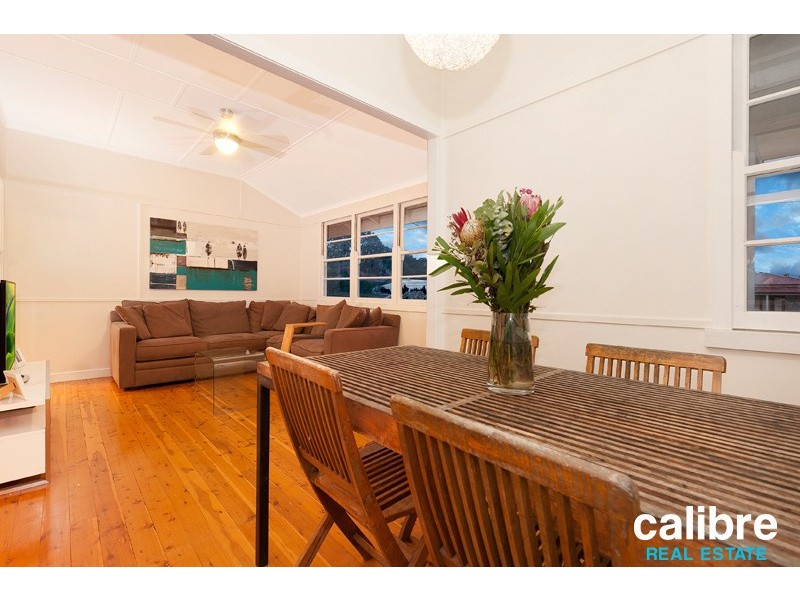 13 Esher Street, Tarragindi QLD 4121