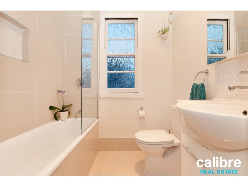 13 Esher Street, Tarragindi QLD 4121