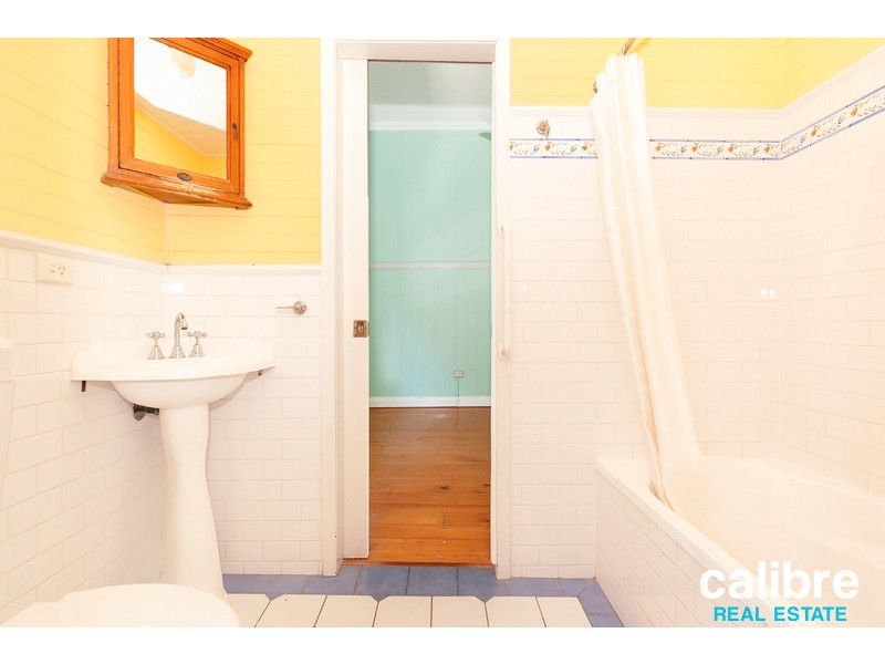 87 Arthur Terrace, Red Hill QLD 4059