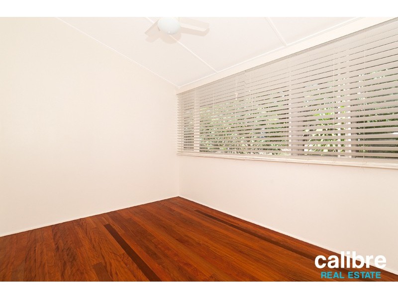 8 Leyton Street, Grange QLD 4051