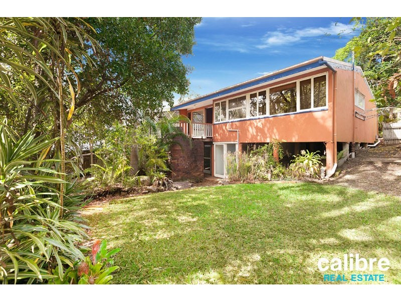 8 Leyton Street, Grange QLD 4051