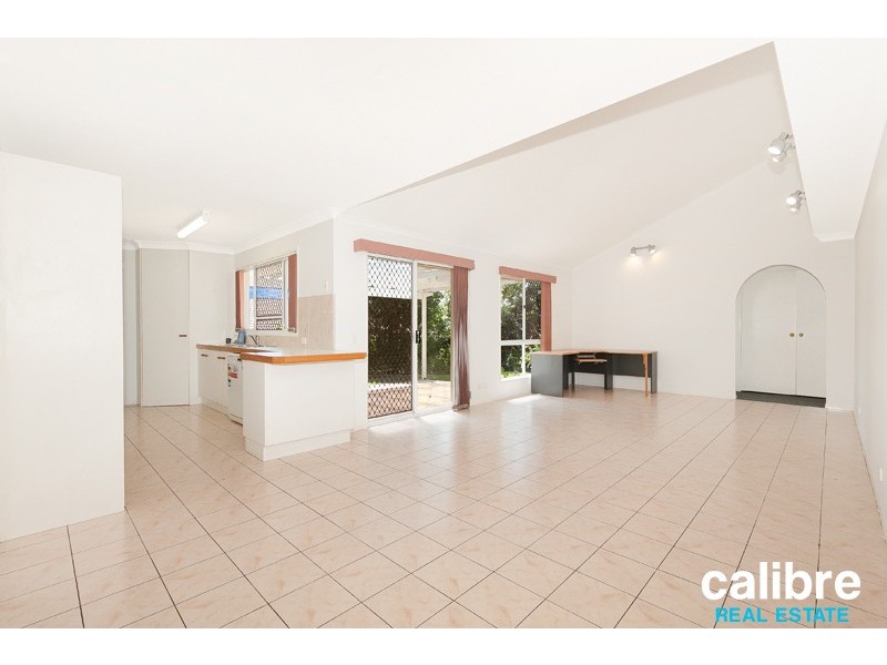 35 Gleneagles Crescent, Albany Creek QLD 4035