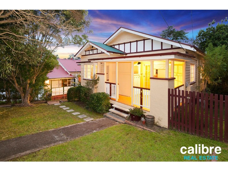 33 Atthow Avenue, Ashgrove QLD 4060