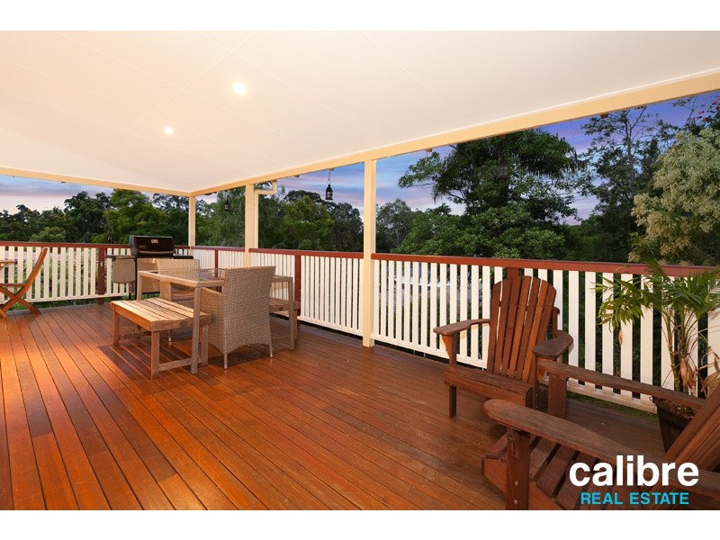 33 Atthow Avenue, Ashgrove QLD 4060
