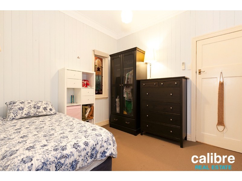 33 Atthow Avenue, Ashgrove QLD 4060