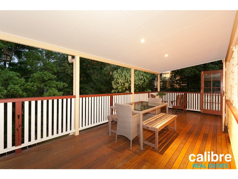 33 Atthow Avenue, Ashgrove QLD 4060