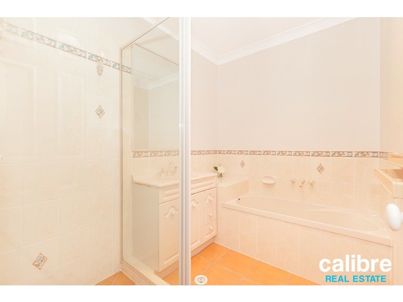 20 Beaufort Crescent, Moggill QLD 4070