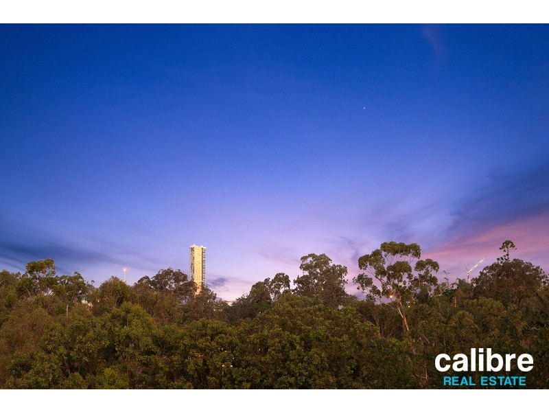 270 Simpsons Road, Bardon QLD 4065