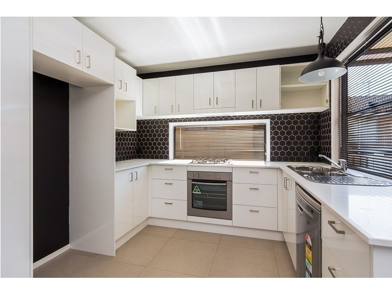 65B Cedar Street, Greenslopes QLD 4120