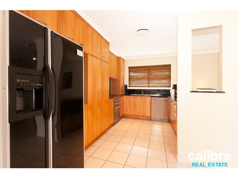 5 Pulas Place, Bellbowrie QLD 4070