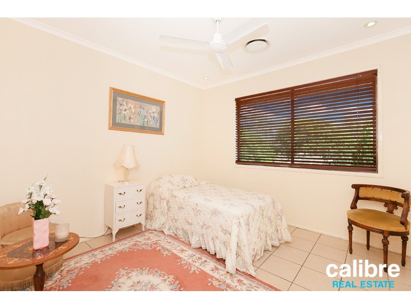 5 Pulas Place, Bellbowrie QLD 4070