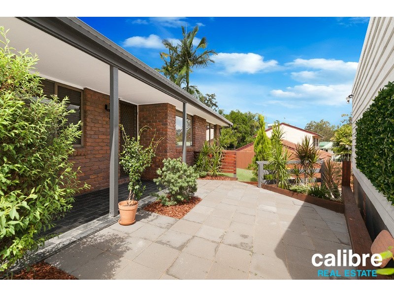 5 Pulas Place, Bellbowrie QLD 4070