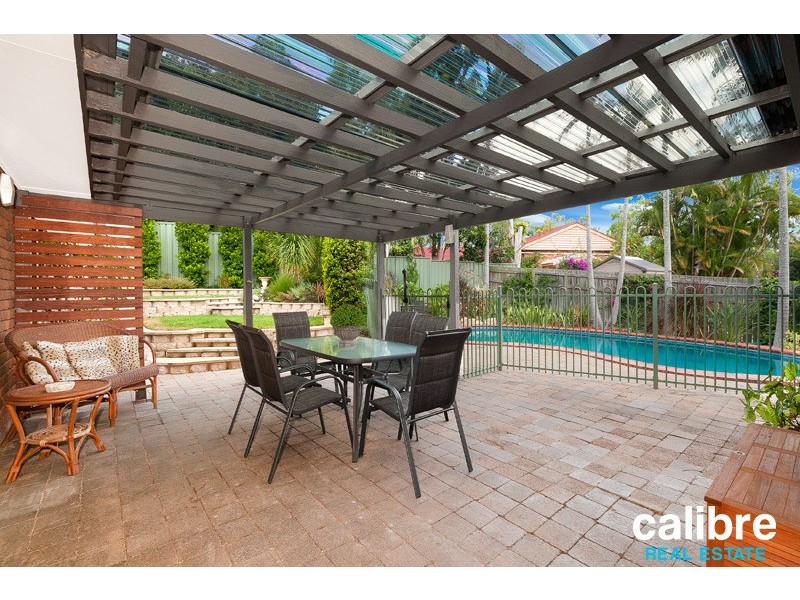 5 Pulas Place, Bellbowrie QLD 4070