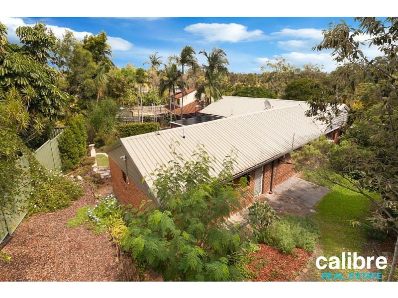 5 Pulas Place, Bellbowrie QLD 4070