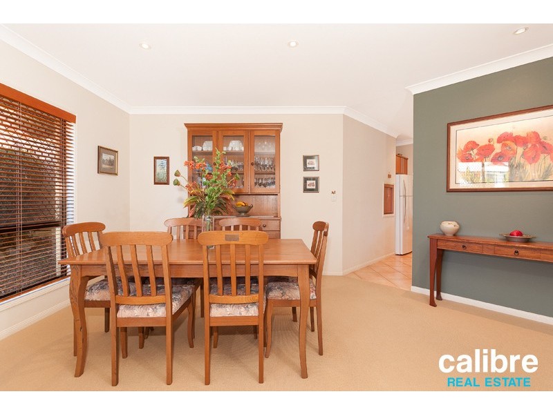 15 Greenwood Close, Moggill QLD 4070