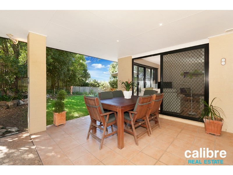 15 Greenwood Close, Moggill QLD 4070